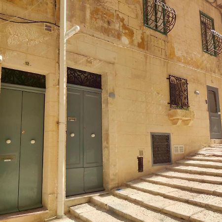 Coast 52 Savynomad Harbour Residences Wow Views Valletta Exteriör bild