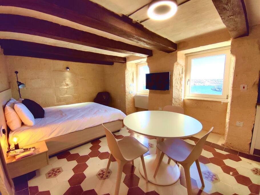 Coast 52 Savynomad Harbour Residences Wow Views Valletta Exteriör bild